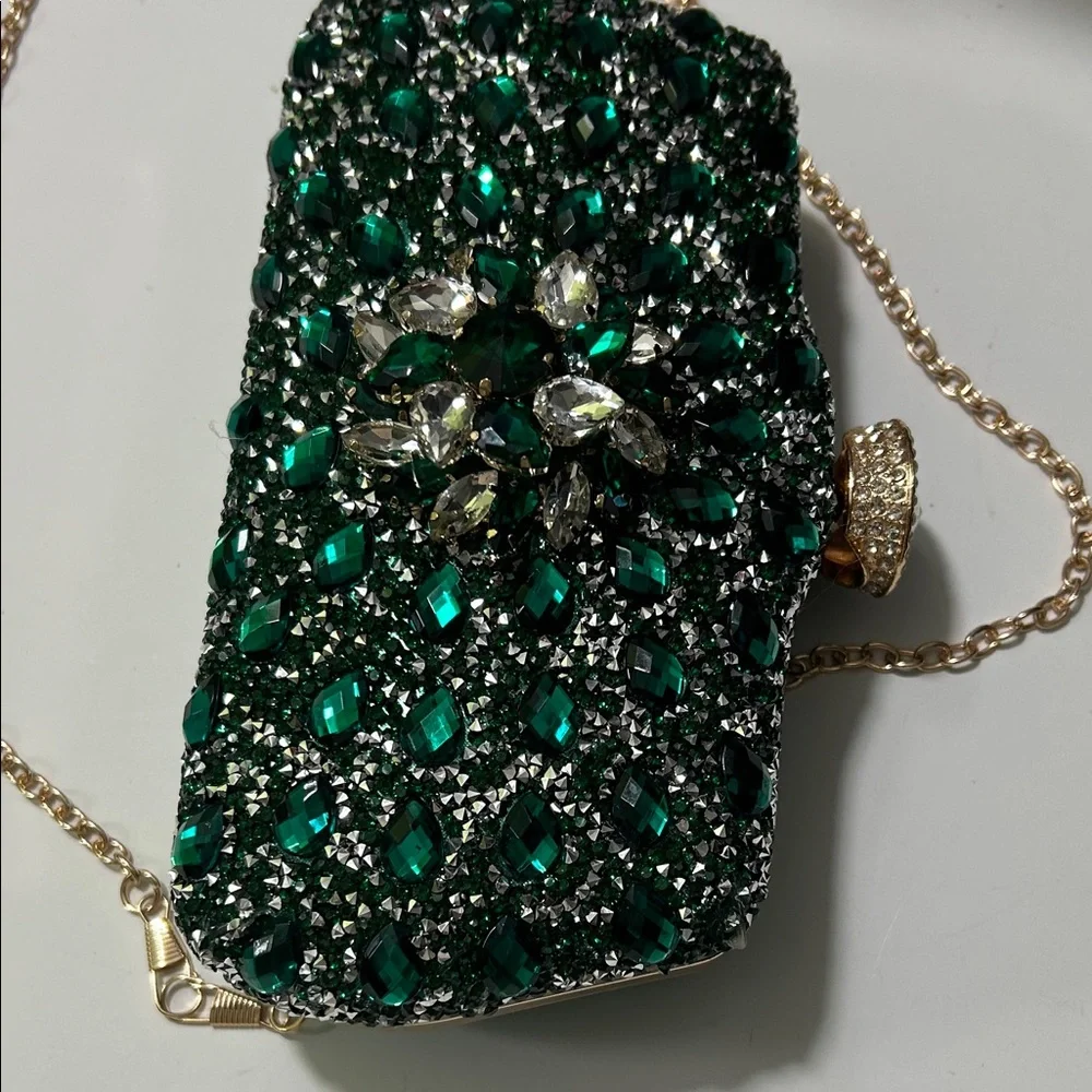 Emerald Crystal Evening Clutch with Gold Chain - Picture 8 of 16